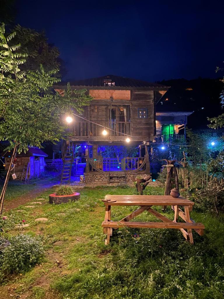 Zeni De Vore Serender & House Aparthotel Ризе Екстериор снимка